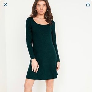 Fit & Flare long sleeve dress